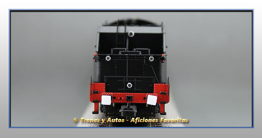 Locomotora vapor con ténder Serie 141F Mikado - Renfe