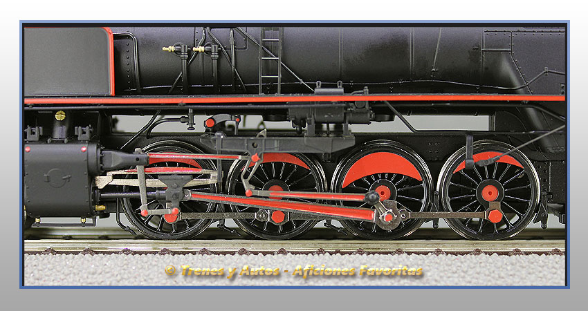 Locomotora vapor con ténder Serie 141F Mikado - Renfe