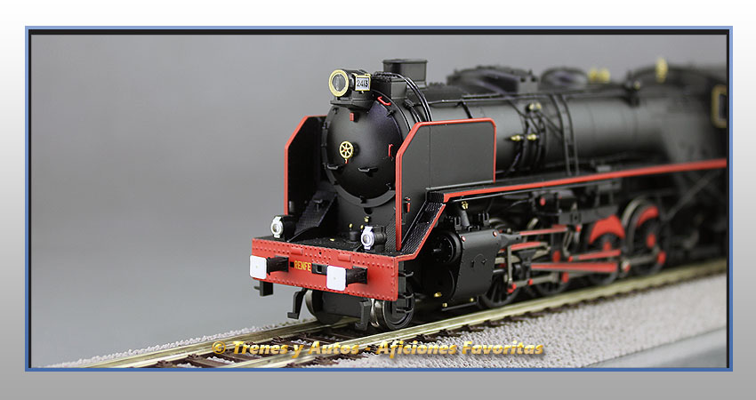 Locomotora vapor con ténder Serie 141F Mikado - Renfe