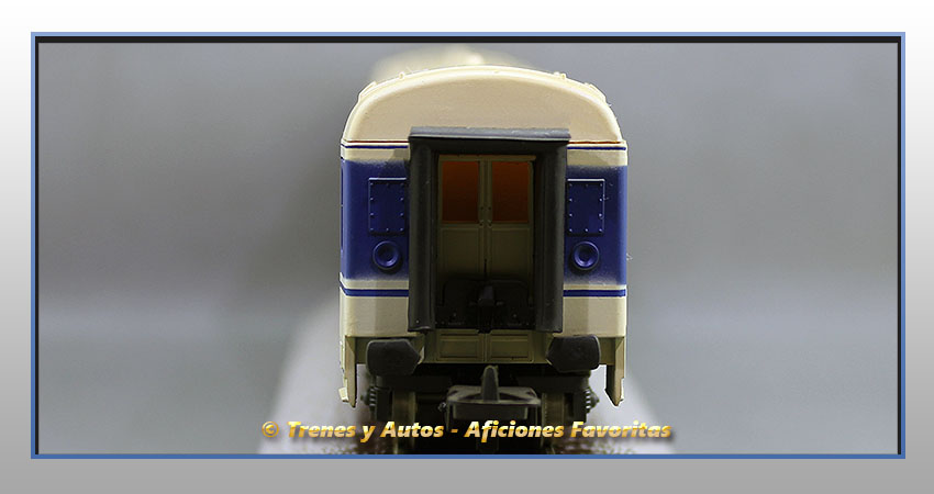 Coche pasajeros B4h TI -  ÖBB