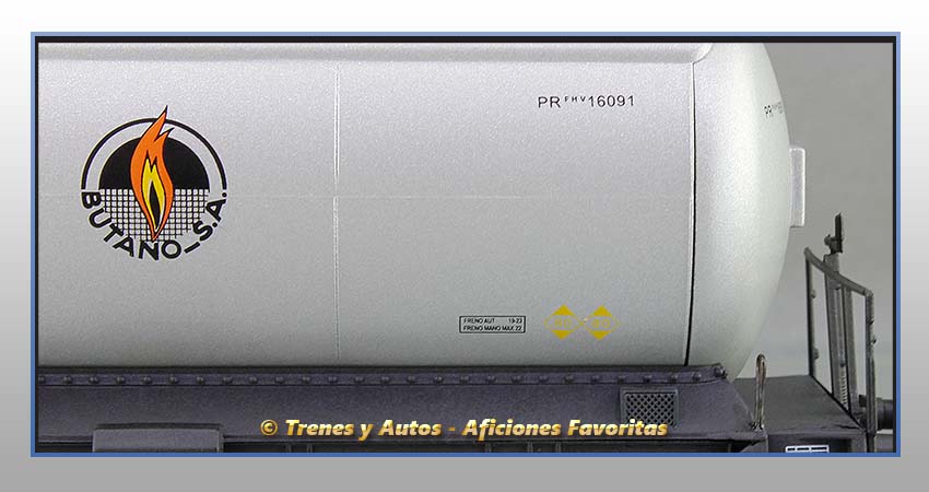 Vagón cisterna gases licuados "Butano S.A." - Renfe