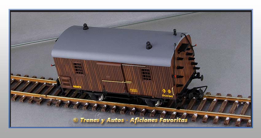 Furgón equipaje y paquetería Tipo DV - Renfe