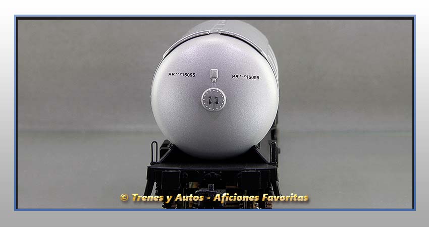 Vagones cisterna gases licuados Tipo 300000 "Butano SA" - Renfe