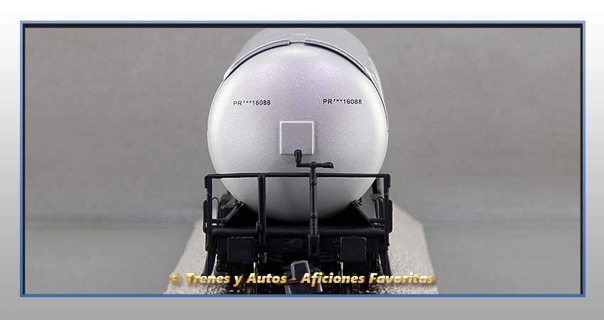 Vagón cisterna gases licuados Tipo PR "Butano S.A." - Renfe