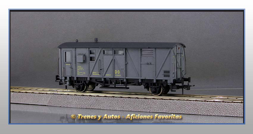 Furgón equipajes Tipo DV con departamento Jefe de tren - Renfe
