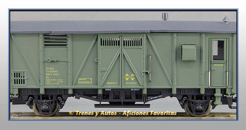 Furgón equipajes Tipo DV con departamento Jefe de tren - Renfe