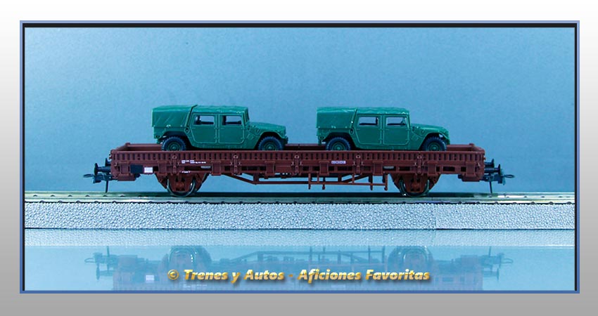 Vagón plataforma telero Tipo Ks Carga 2 vehículos Hummer - Renfe