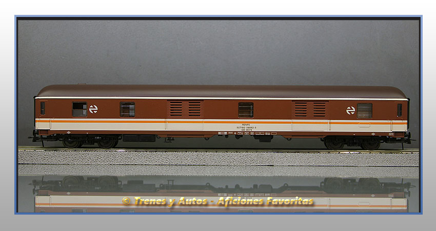 Furgón equipajes Serie 8000 D8-8073 "Estrella" - Renfe