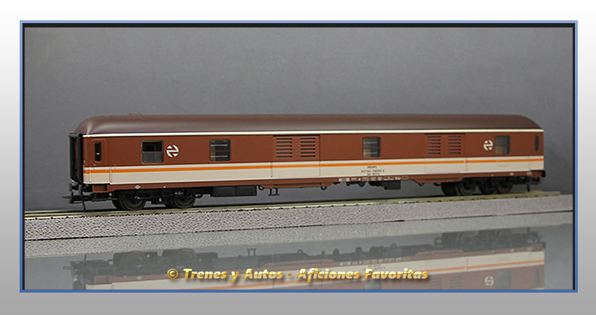 Furgón equipajes Serie 8000 D8-8073 "Estrella" - Renfe