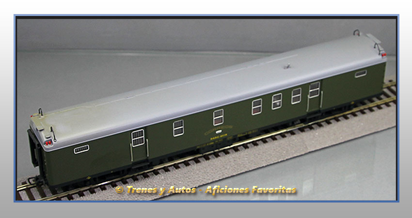 Furgón correos Serie 5000 - Renfe