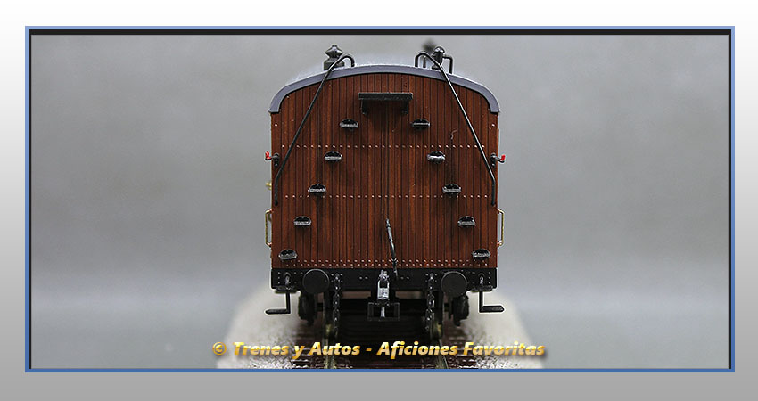 Furgón paquetería Serie DV.61305 - Renfe