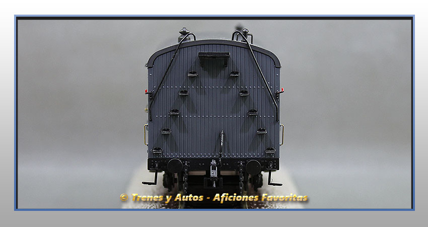 Furgón paquetería Serie DV.61324 - Renfe