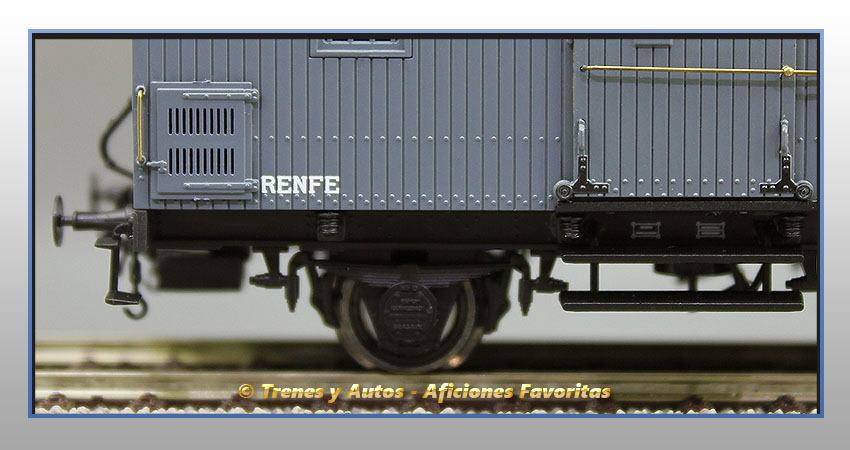 Furgón paquetería Serie DV.61324 - Renfe