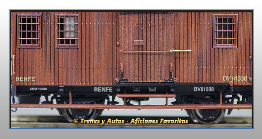 Furgón paquetería Serie DV.61338 - Renfe