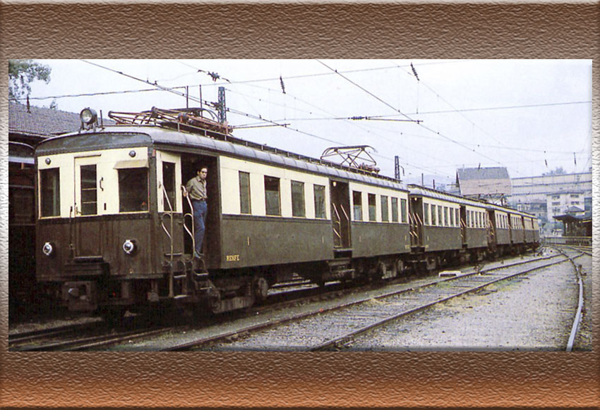 Autmotor eléctrico Serie UT 300 - Renfe