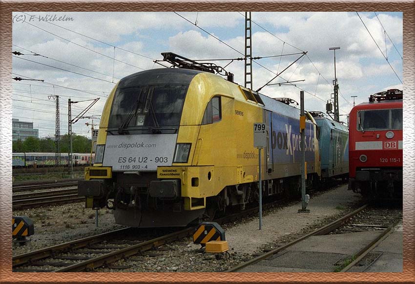 Locomotora eléctrica Serie 182 ES 64 U2-903 - Dispolok