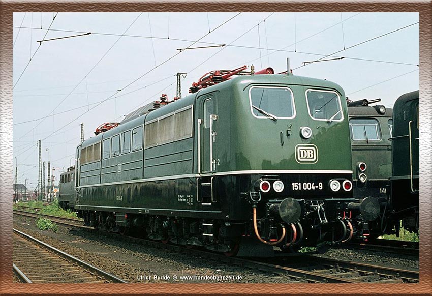 Locomotora eléctrica 151 004-9 - DB