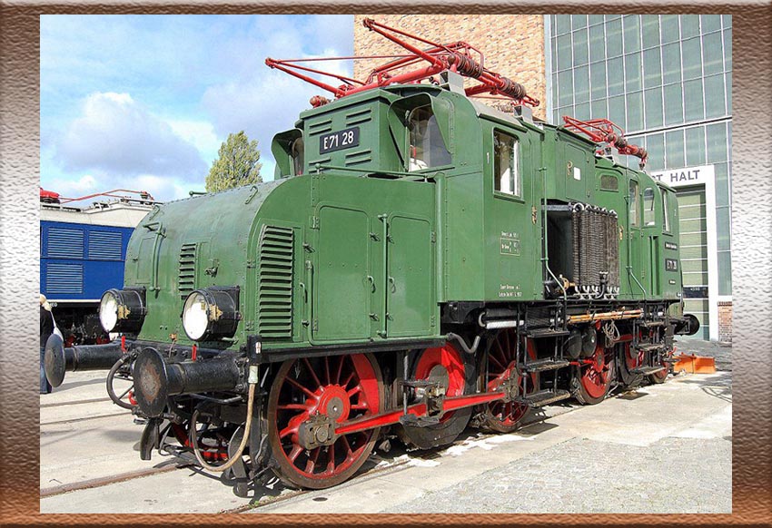 Locomotora eléctrica E71 28 -DRG