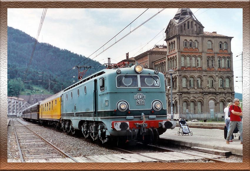 Locomotora eléctrica 7652 - Renfe