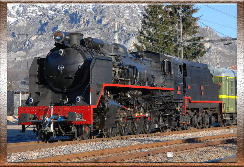 Locomotora vapor Mikado 141F - Renfe